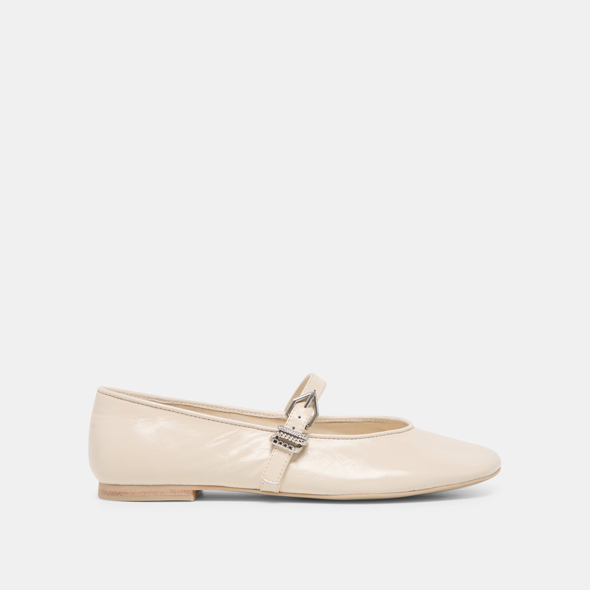 DOLCEVITA-FLATS_ALIZZA_CREMECRINKLEPATENT-02-1.jpg