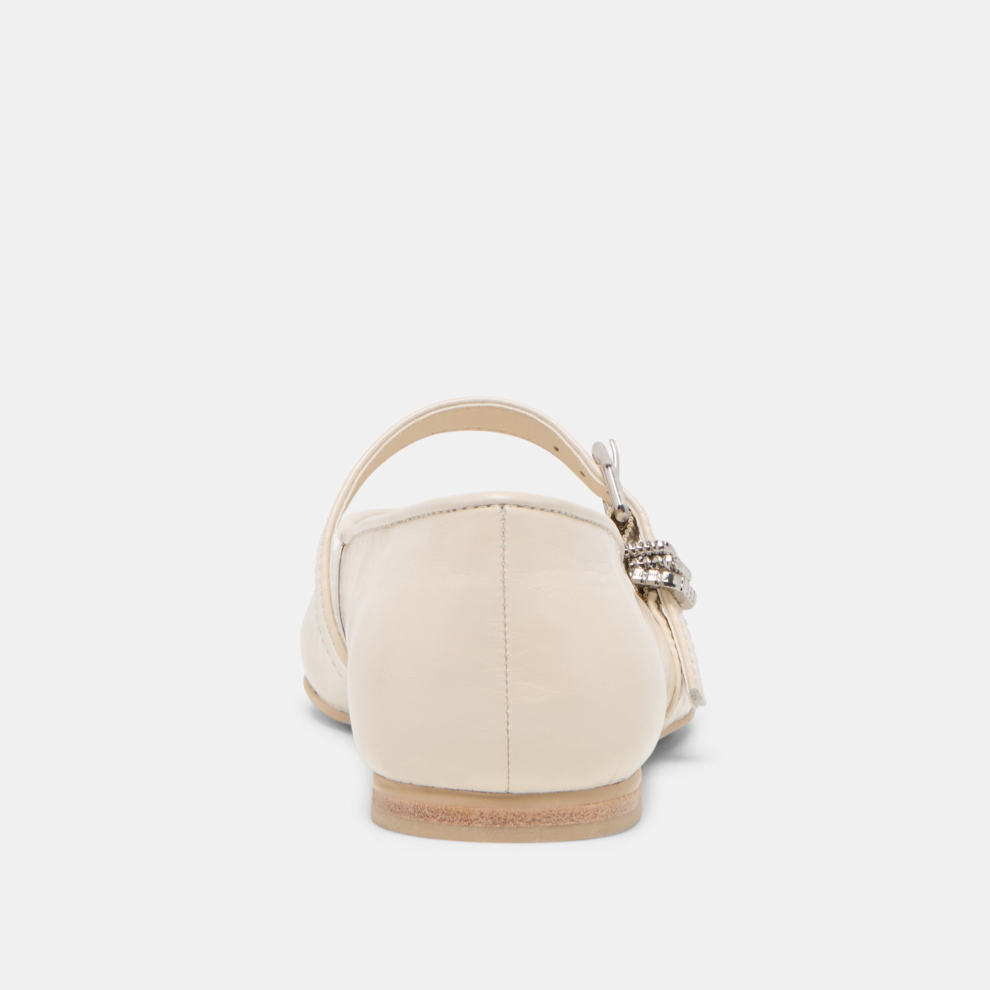 DOLCEVITA-FLATS_ALIZZA_CREMECRINKLEPATENT-05.jpg