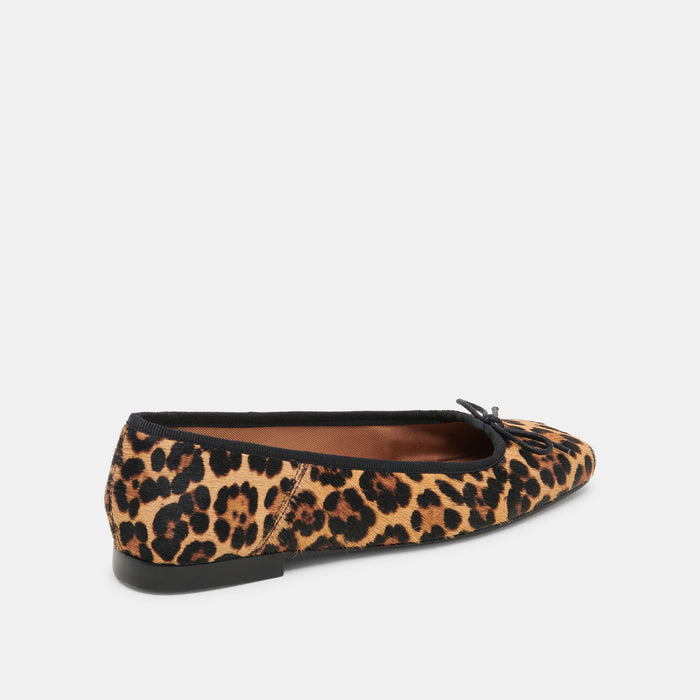DOLCEVITA-FLATS_ANISA_DKLEOPARDCALFHAIR-03.jpg