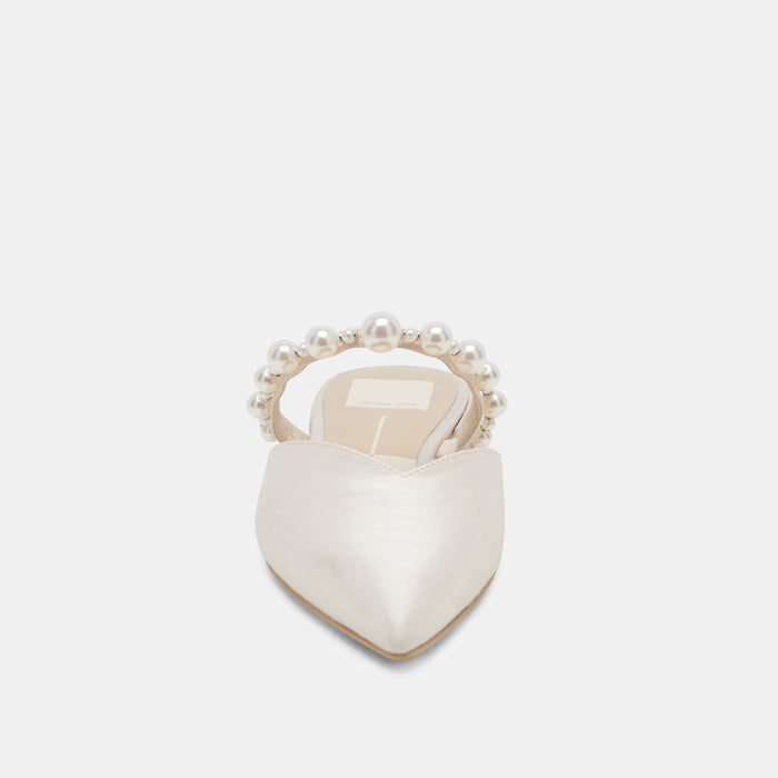 DOLCEVITA-FLATS_KANIKAPEARLLOW_VANILLAPEARLS-04.jpg