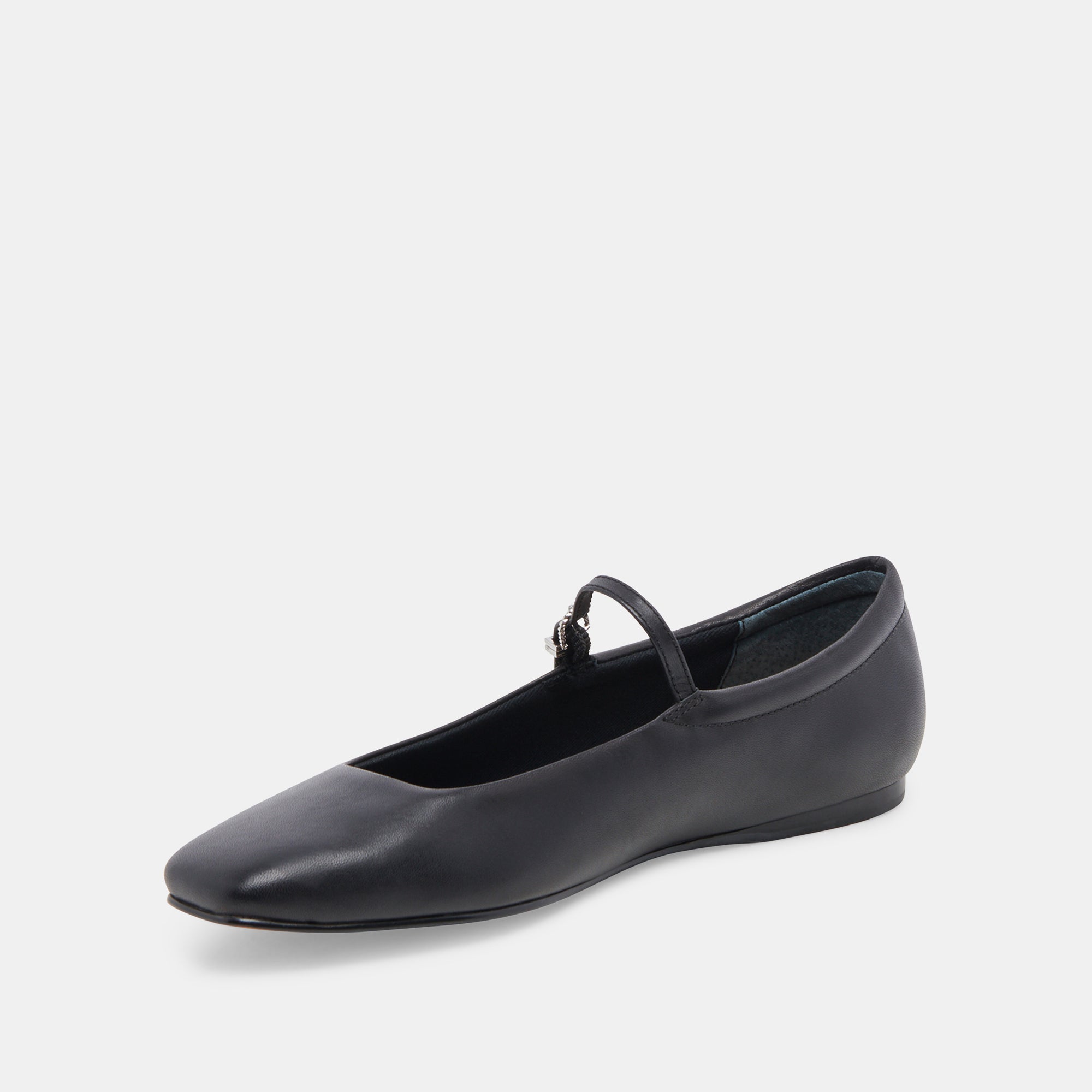 DOLCEVITA-FLATS_REYES_BLACKLEATHER-08.jpg